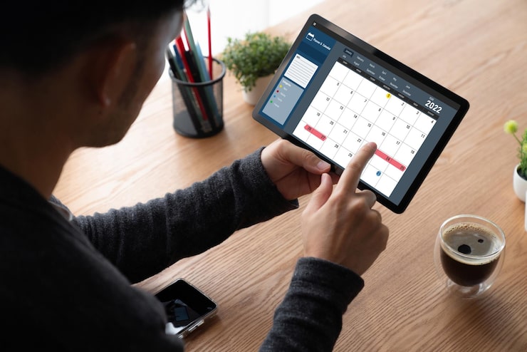 How to Build a Content Calendar That Ranks Fast