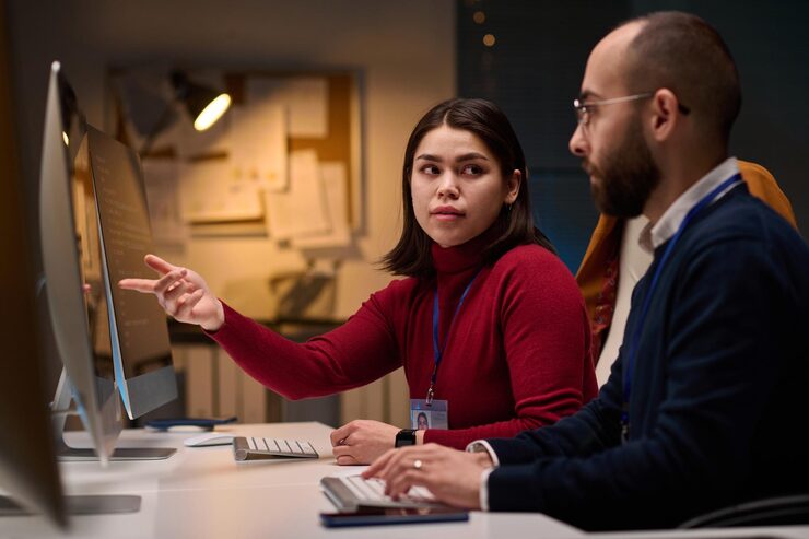 What Is Help Desk Software and How Does It Work?